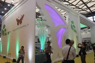 展會布置中哪些地方應(yīng)該使用天花軟膜？